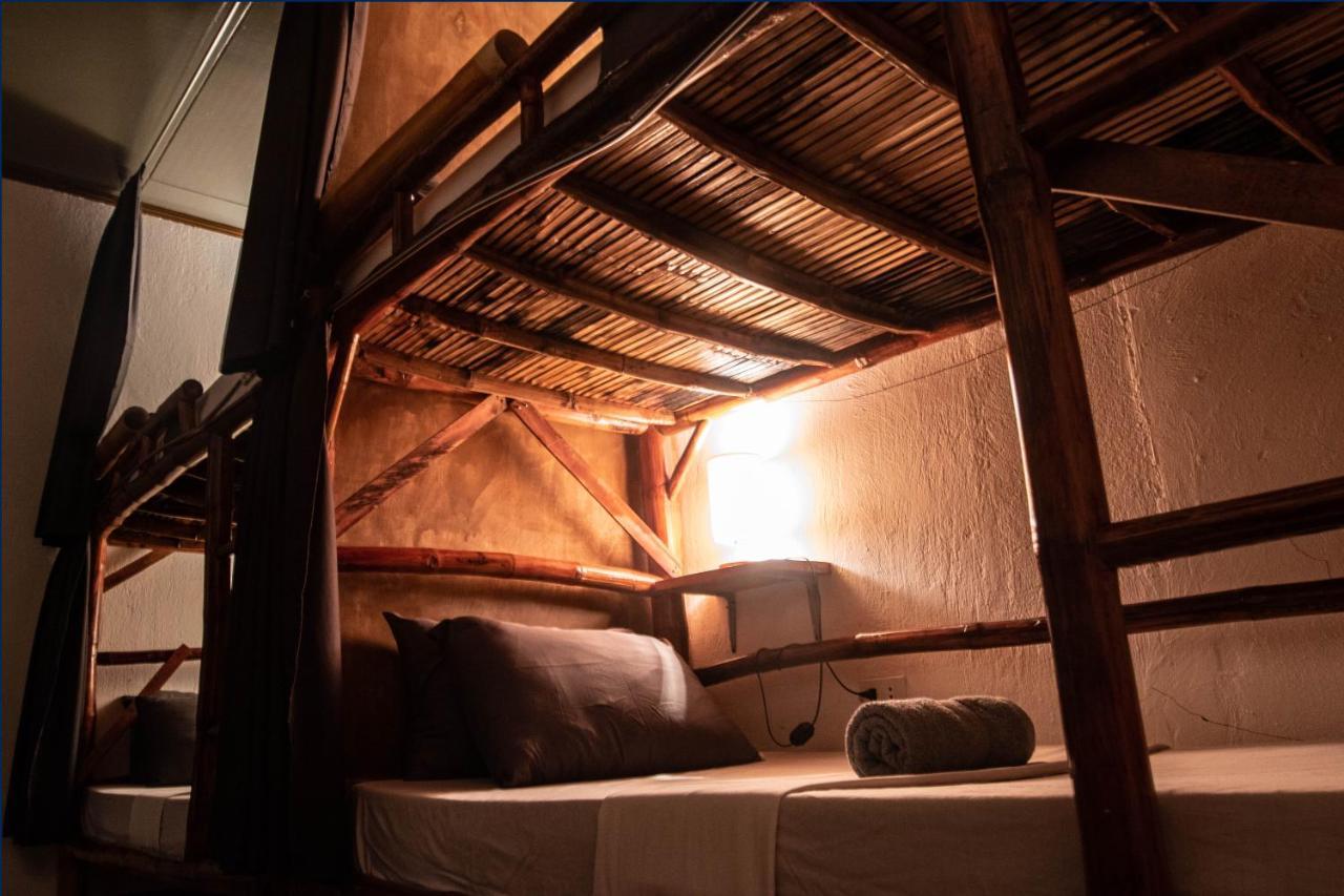Ohlala Hostel Moalboal Eksteriør bilde